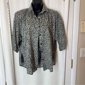 Vintage Women's Hot Stuff Abstract Animal Print Button Down